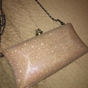 Sparkly clutch ✨ perfect for prom!